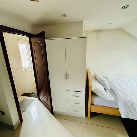 The Great Falcon Accommodation ロンドン エクステリア 写真